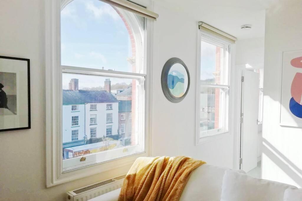 Cosy, Elegant Apartment In Heart Of Ludlow Town Exteriér fotografie