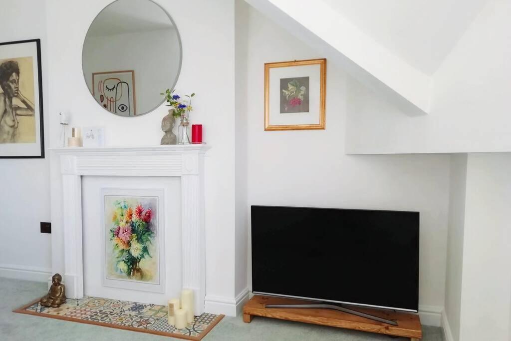 Cosy, Elegant Apartment In Heart Of Ludlow Town Exteriér fotografie