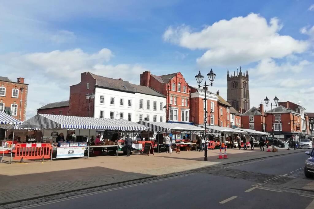 Cosy, Elegant Apartment In Heart Of Ludlow Town Exteriér fotografie